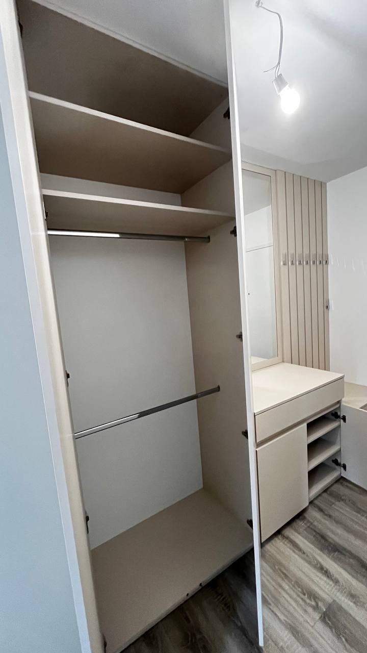 Custom wardrobe / closet