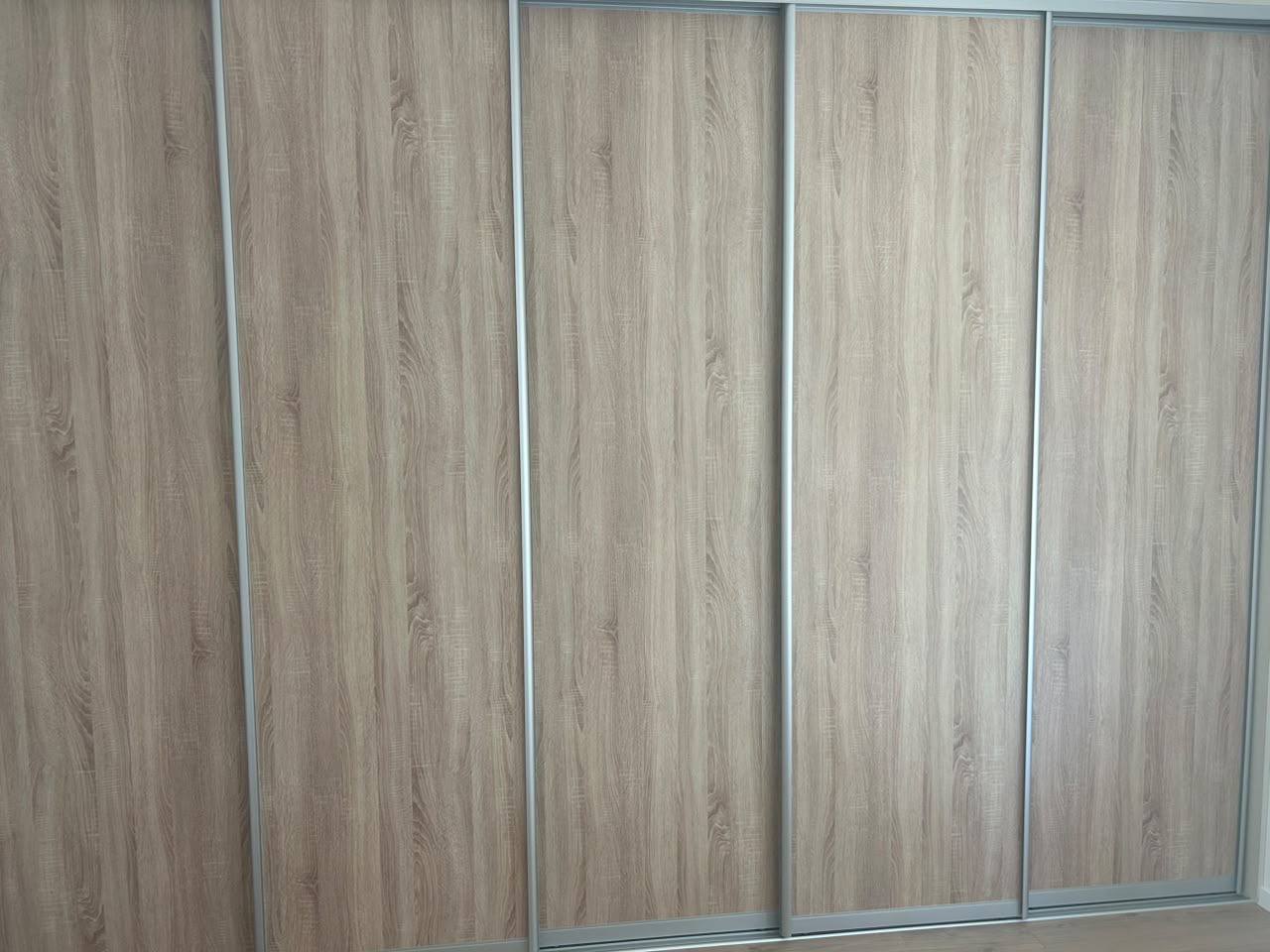 Laminated particle board